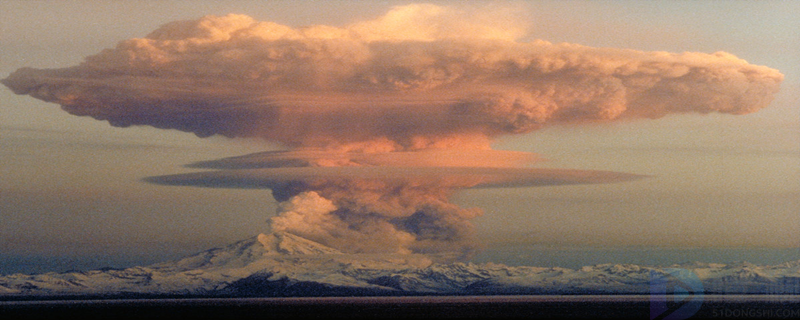 为什么核弹爆炸会形成蘑菇云(迷你世界核弹爆炸还能炸出蘑菇云)