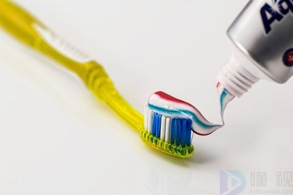 哪种牙膏最适合你的牙齿(哪种牙膏比较好一点)