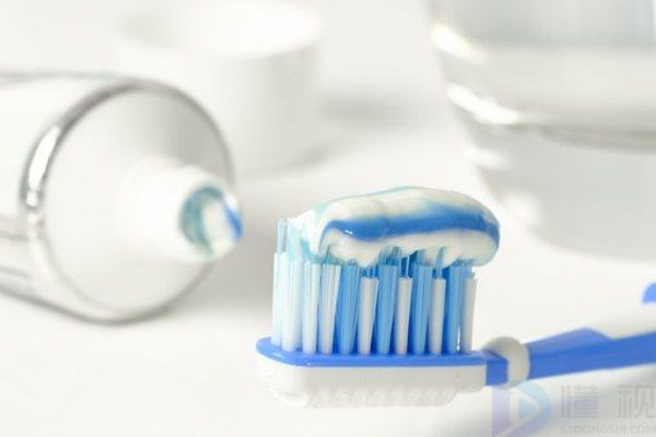 哪种牙膏最适合你的牙(哪种牙膏效果最好)