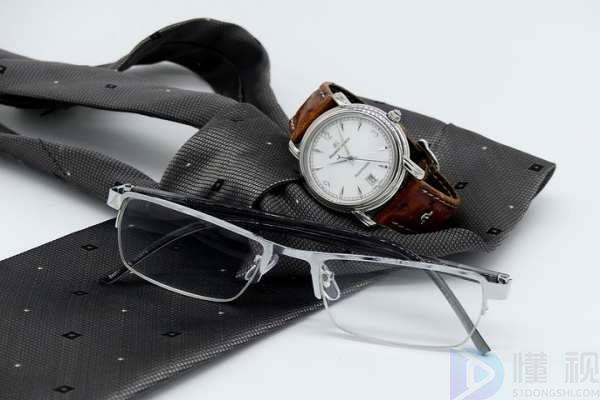 飞亚达手表表带是什么材质(飞亚达手表表带是什么材质做的)
